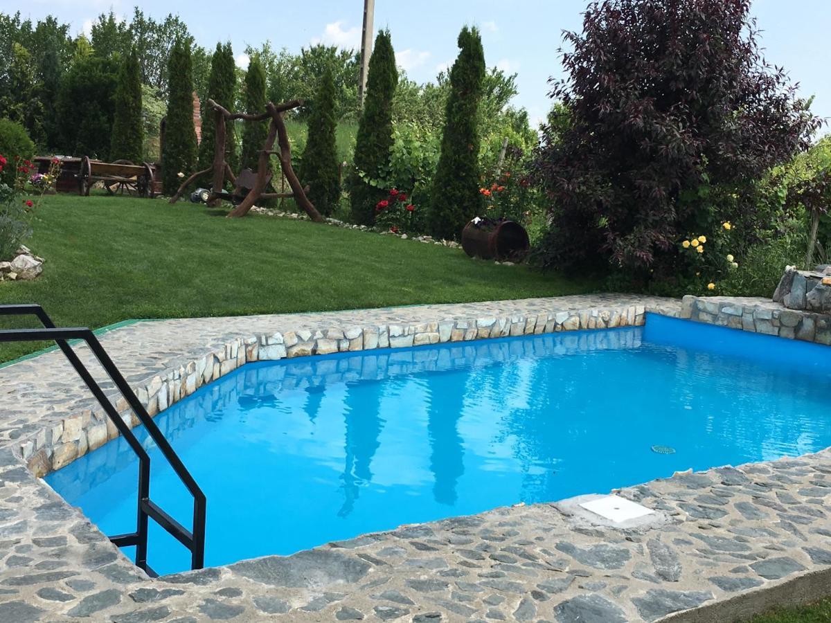 투르다 Wineyards Salin B&B 외부 사진