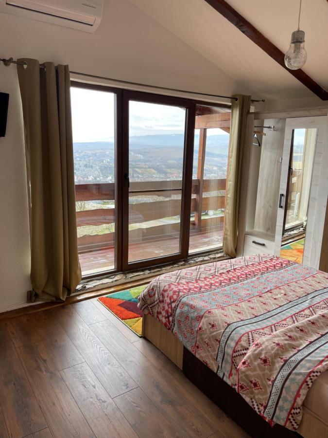 투르다 Wineyards Salin B&B 외부 사진