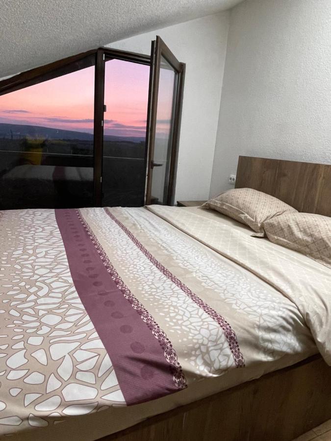 투르다 Wineyards Salin B&B 외부 사진