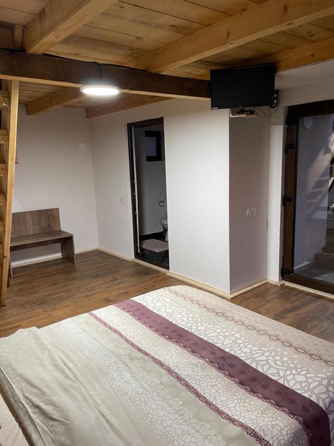 투르다 Wineyards Salin B&B 외부 사진