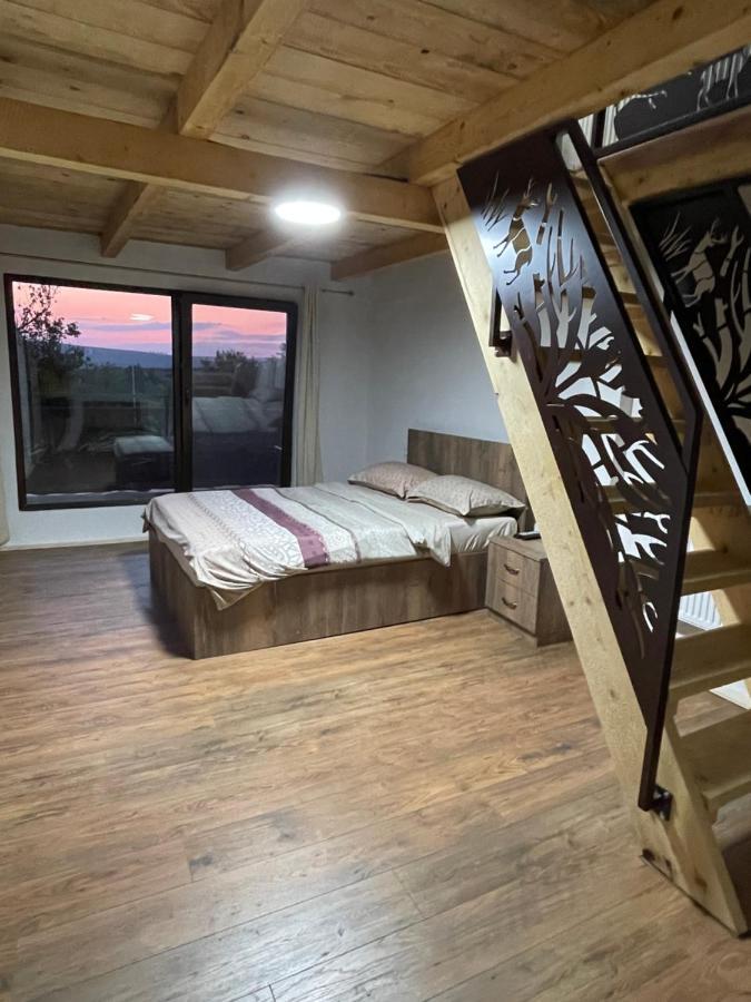 투르다 Wineyards Salin B&B 외부 사진