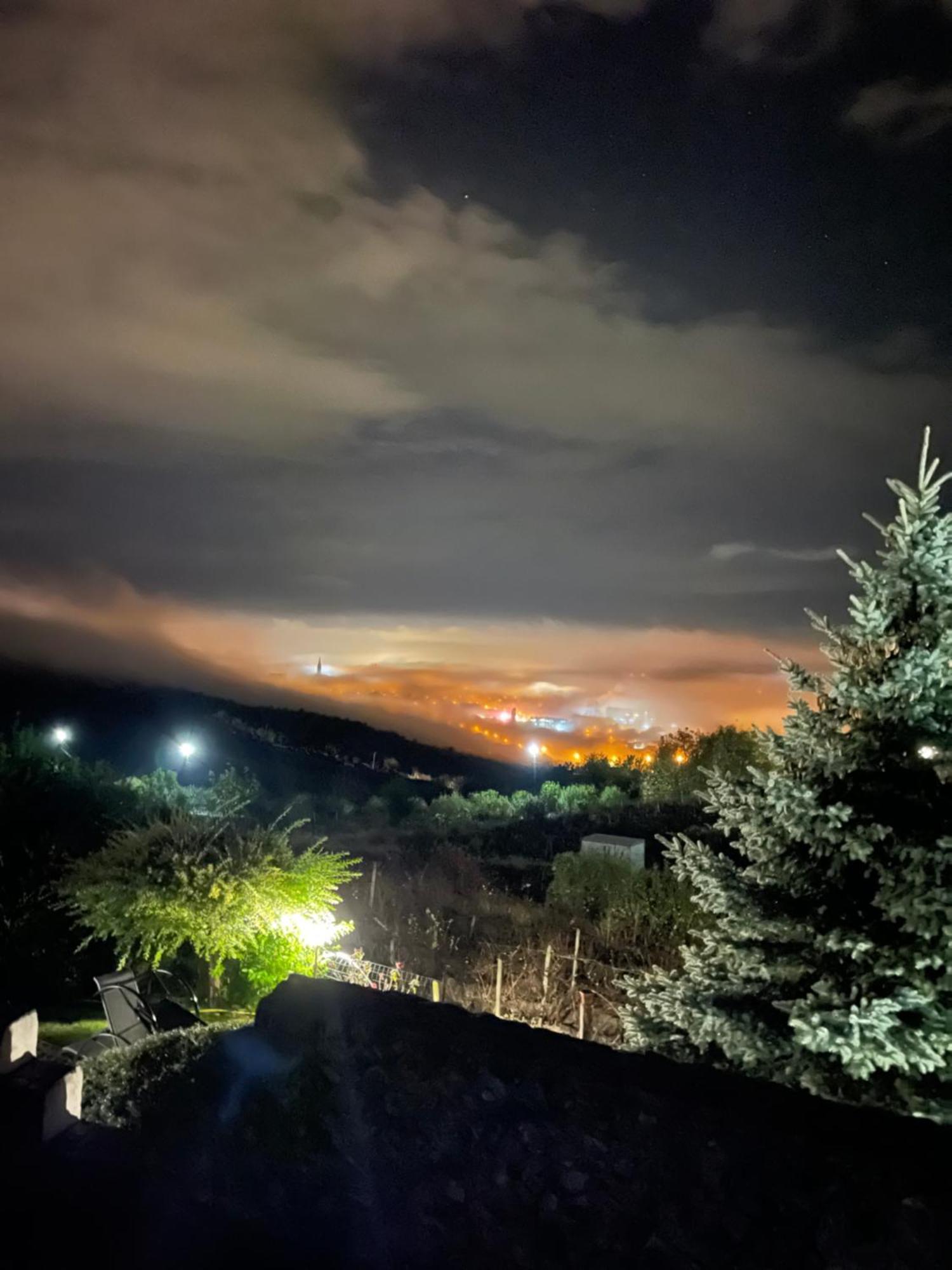 투르다 Wineyards Salin B&B 외부 사진