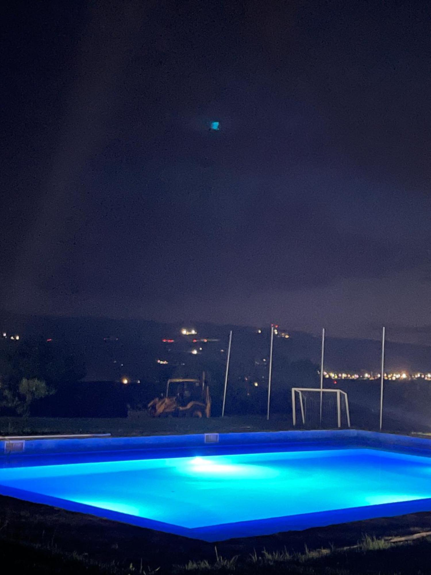 투르다 Wineyards Salin B&B 외부 사진